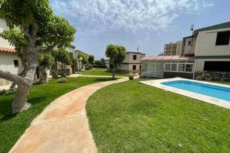 Forcat Apartamento Bajo Con Jardin Y Piscina シウタデリャ エクステリア 写真